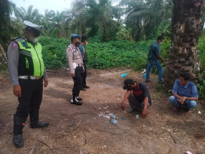 polres_sergai_gerebek_kampung_narkoba_di_desa_pon_3_pria_diamankan