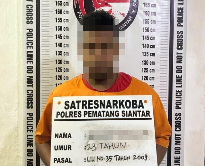 polres_siantar_tangkap_4_pria_pengedar_narkotika