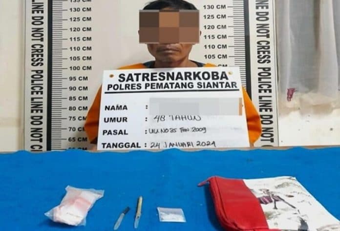 polres_siantar_tangkap_residivis_narkoba_dari_timbang_galung