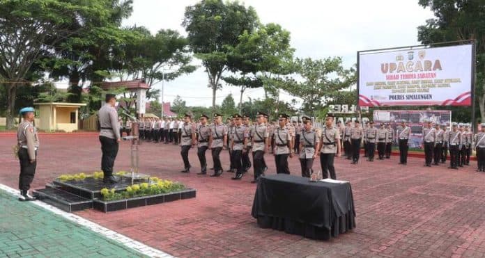 polres_simalungun_gelar_upacara_sertijab_sejumlah_pejabat_utama_dilantik