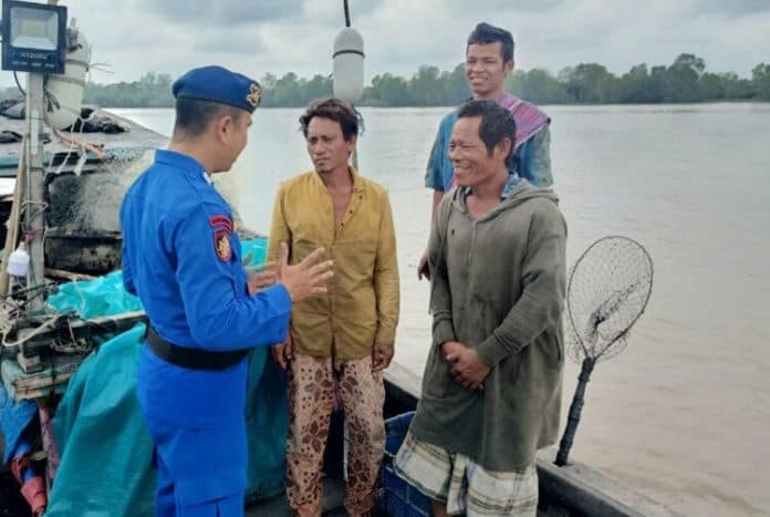 polres_tanjung_balai_ajak_nelayan_jaga_kamtibmas_di_laut