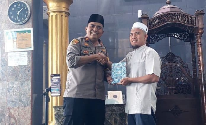 polres_tanjungbalai_gelar_safari_ramadhan_di_masjid_saksi