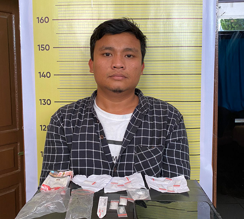 polres_taput_amankan_2_pengguna_dan_pengedar_narkoba