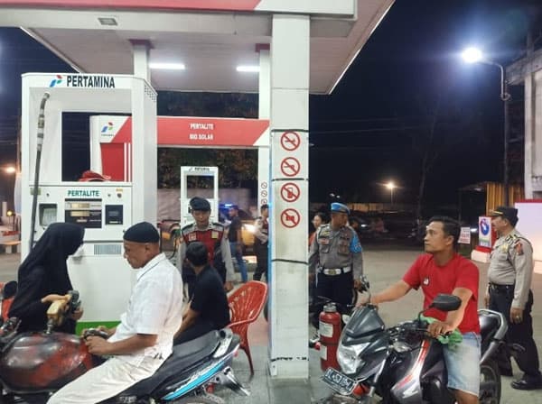 polres_tebing_tinggi_gelar_patroli_skala_besar_cek_spbu