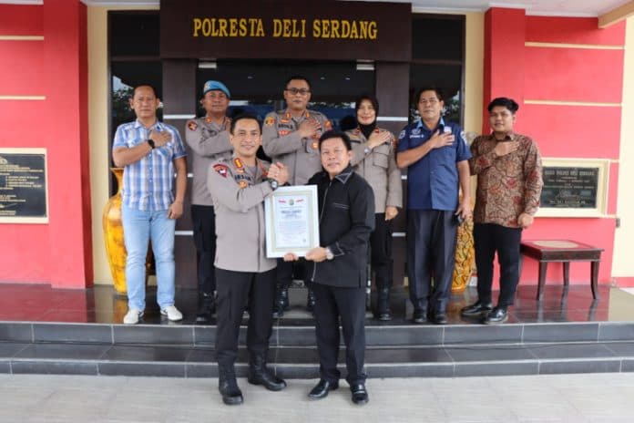 polresta_deli_serdang_raih_presisi_award_dari_lemkapi