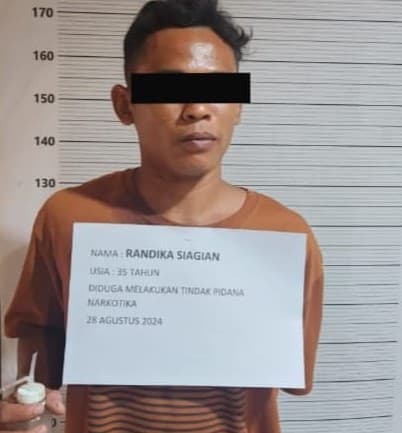 polrestabes_medan_gerebek_2_kampung_narkoba_3_pria_diamankan