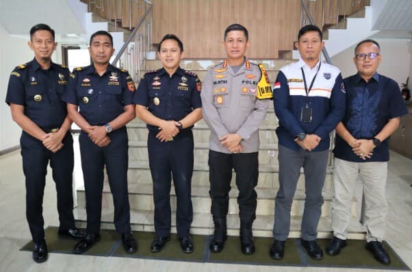 polrestabes_medan_rangkul_bea_cukai_tindak_penjualan_minuman_beralkohol_ilegal