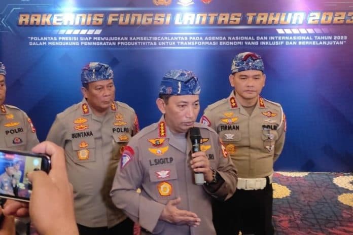 polri_godok_rencana_pengembangan_stnk_elektronik