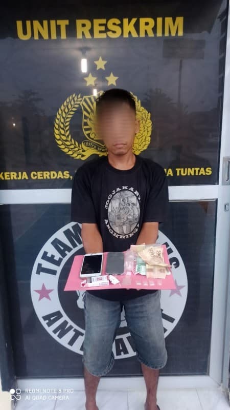 polsek_labuhan_ruku_ringkus_pengedar_sabu_dari_rumah_kosong