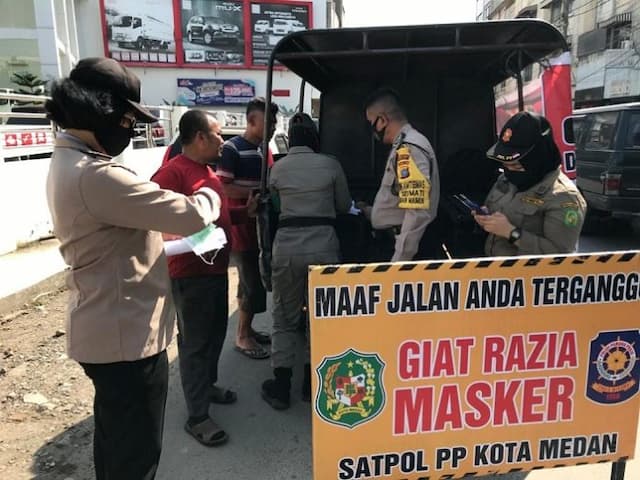polsek_medan_kota_gelar_operasi_yustisi_ktp_pelanggar_prokes_disita