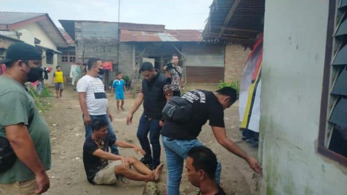 polsek_patumbak_ringkus_4_pengguna_narkoba_di_desa_marindal_ii