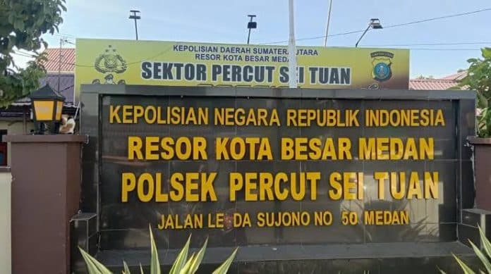 polsek_percut_sei_tuan_dalami_kasus_pembakaran_warga_yang_dituduh_curi_handphone