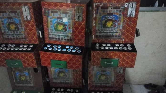polsek_percut_sei_tuan_sita_12_unit_mesin_judi_dindong_tak_bertuan