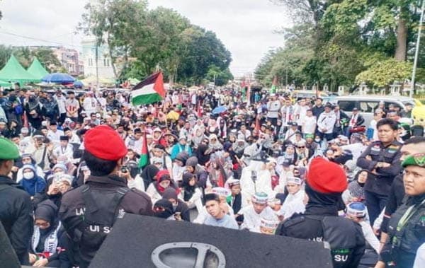 pondok_tahfiz_asbabul_rahma_hadiri_aksi_sumut_bersatu_atas_duka_palestina