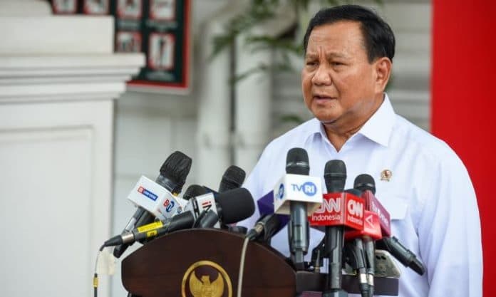 prabowo_kritik_hakim_yang_vonis_65_tahun_terdakwa_korupsi_rp300_t