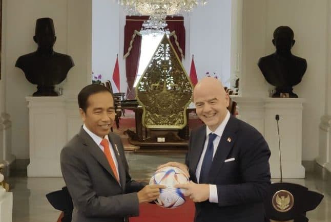 presiden_fifa_prioritas_utama_mereformasi_sepak_bola_indonesia