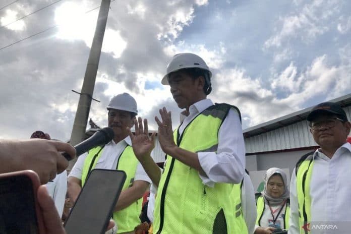 presiden_tunjuk_menko_pmk_jadi_plt_menpora_ri