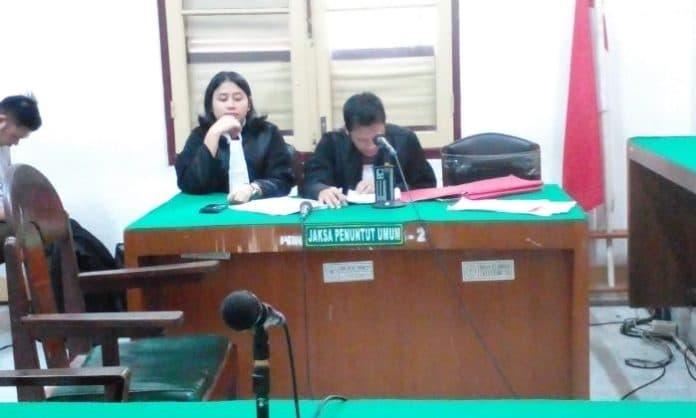 pria_45_tahun_jadi_pengedar_sabu_10_gram_diadili_di_pn_medan