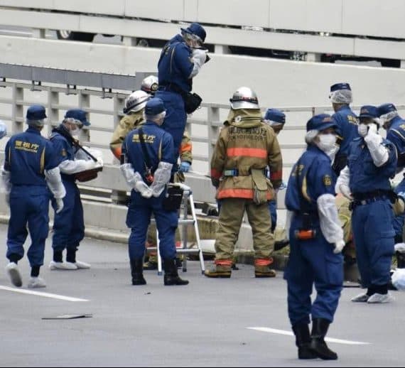 protes_atas_pemakaman_kenegaraan_shinzo_abe_seorang_pria_bakar_diri_dekat_kantor_pm_jepang