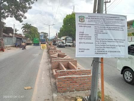 proyek_revitalisasi_median_jalan_di_siantar_disebut_kampungan