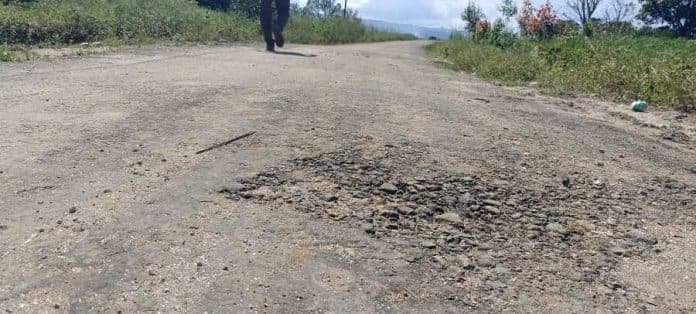 proyek_tiga_ruas_jalan_di_dairi_rusak_warga_berharap_diselidiki_aph