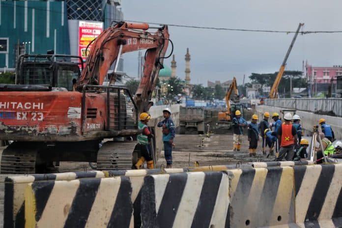 proyek_underpass_di_jalan_gatot_subroto_dan_gagak_hitam_medan_tak_kunjung_rampung