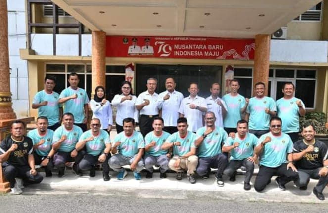 ps_pemko_sibolga_diberangkatkan_ikuti_turnamen_sepakbola_korpri_ke_medan
