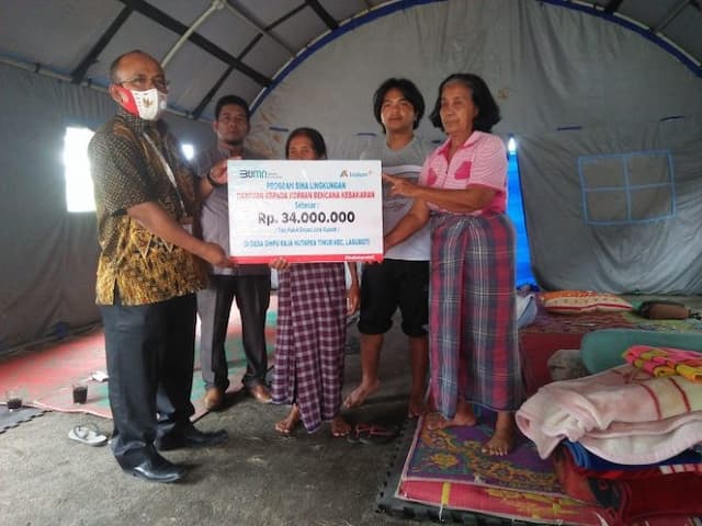 pt_inalum_bantu_korban_kebakaran_di_laguboti