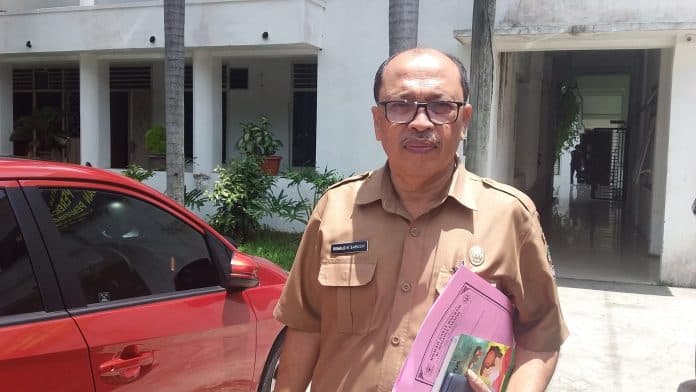 pulang_dari_yerusalem_pendeta_siantar_isolasi_diri_di_kamar