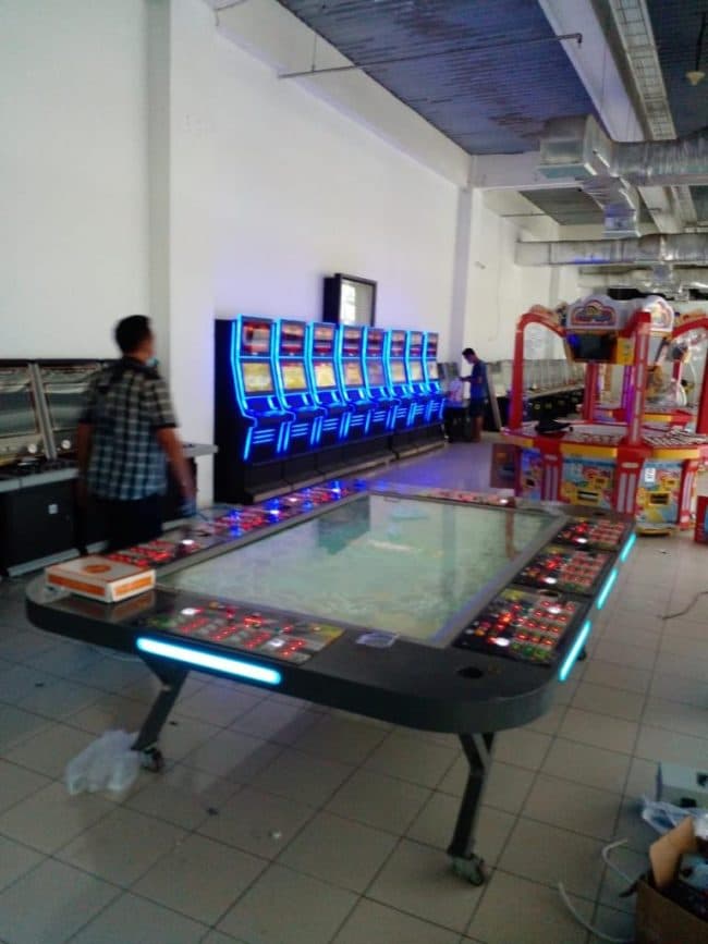 puluhan_mesin_judi_beroperasi_di_yanglim_plaza_medan