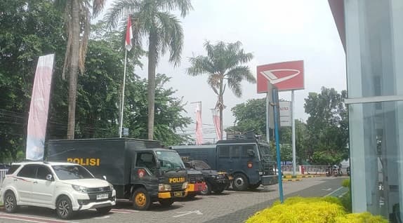 puluhan_polisi_disiagakan_untuk_amankan_aksi_solidaritas_rempang_galang_di_medan