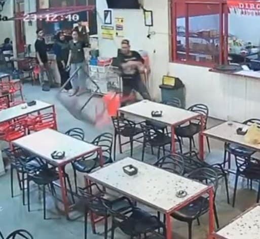 pungli_berkedok_okp_seorang_pria_diamankan_polisi