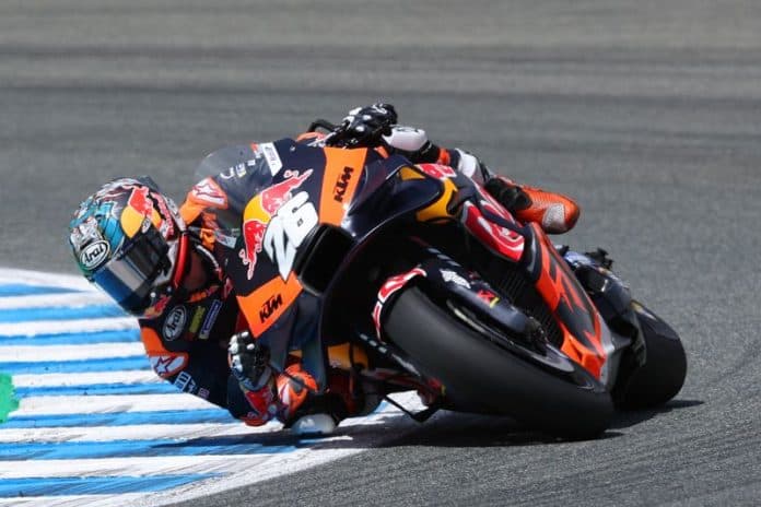 putaran_motogp_pembalap_dani_pedrosa_sengitnya_merebut_posisi_ketiga