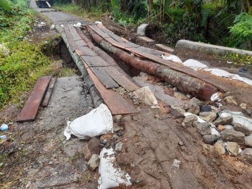 putus_total_warga_minta_jalan_menuju_somba_huta_diperbaiki