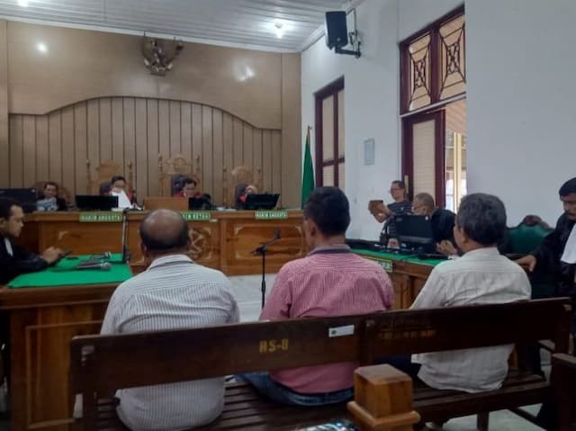putusan_pt_medan_berman_simanjuntak_tetap_dipenjara_65_tahun_dan_bayar_up_rp14_miliar