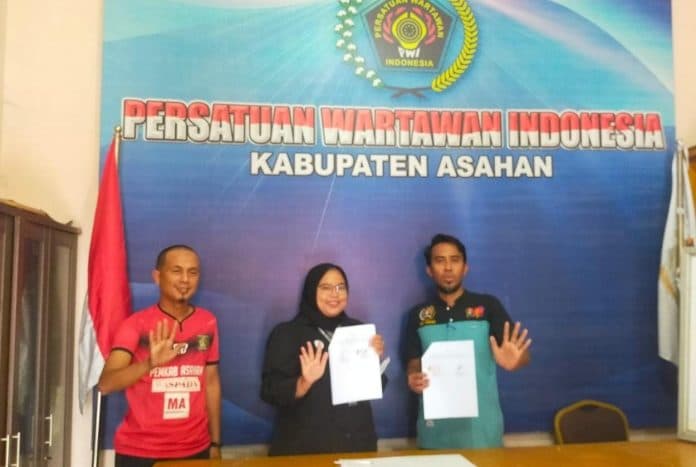 pwi_asahan_dan_ymma_jalin_mou_penyebarluasan_informasi_penanggulangan_tbc