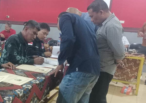 raih_45599_suara_di_labura_dedi_iskandar_batubara_diprediksi_kembali_duduk_di_dpd_ri