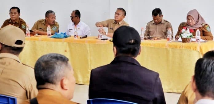 rakor_kecamatan_tapian_dolok_plt_bupati_simalungun_minta_pelayanan_kesehatan_masyarakat_ditingkatkan