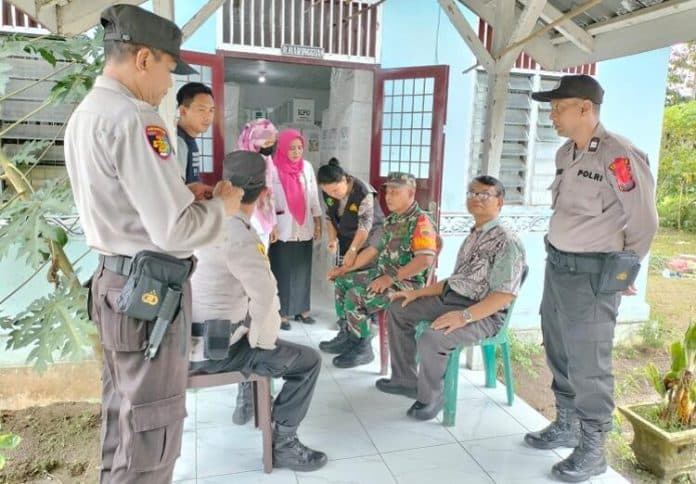 ramai_ramai_petugas_pemilu_di_simalungun_jalani_pemeriksaan_kesehatan