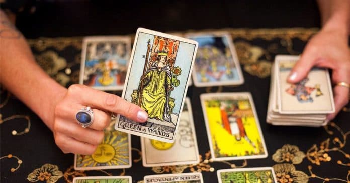 ramalan_tarot_berdasarkan_kartu_pilihan_anda_27_juni_3_juli_2020