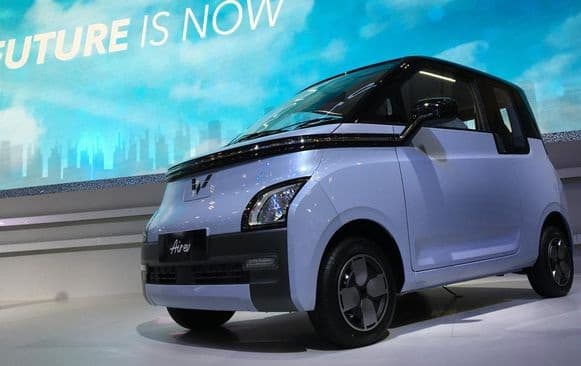 rame_memburu_mobil_listrik_di_indonesia_inden_hingga_tahunan