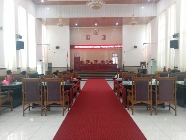 ranperda_rtrw_siantar_tak_jelas_sejumlah_fraksi_dprd_minta_penjelasan_susanti
