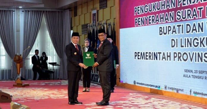 rasyid_assaf_dongoran_jabat_plt_bupati_tapsel