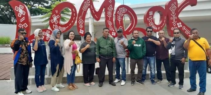 ratusan_kades_di_deli_serdang_ke_ntb_bimtek_hanya_formalitas