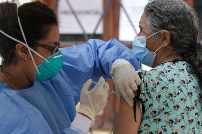 ratusan_orang_secara_sukarela_diinfeksi_virus_corona