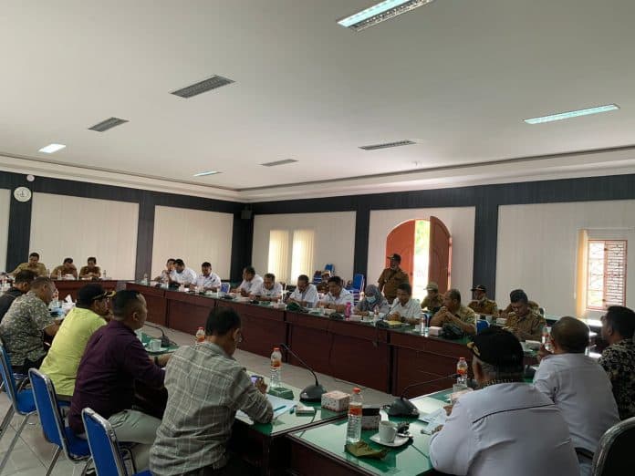 rdp_dengan_unit_kebun_teh_sidamanik_dprd_simalungun_tolak_konversi_teh_ke_sawit