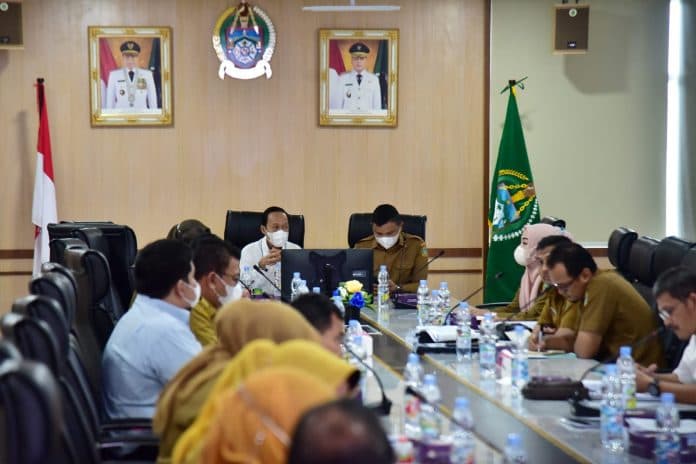 realisasi_penerimaan_retribusi_daerah_sumut_melebihi_target