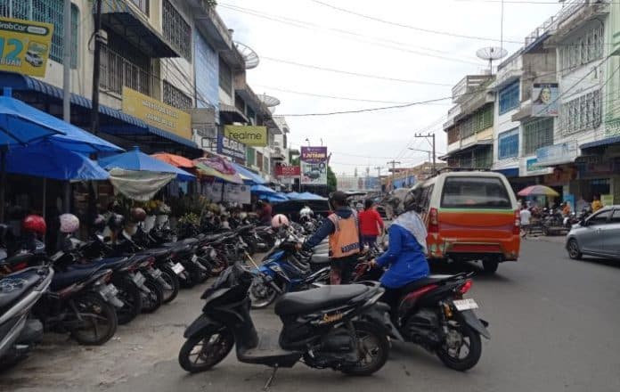 realisasi_retribusi_pelayanan_parkir_di_siantar_tidak_capai_target