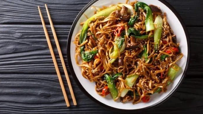 resep_mie_gepeng_lada_hitam_daging_sapi_nikmat_dan_praktis
