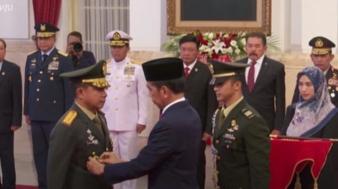 resmi_dilantik_panglima_tni_berikut_karir_militer_agus_subiyanto